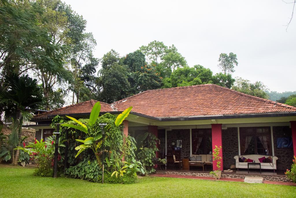 The Kandyan Manor By Bhathiya & Suzy Bagian luar foto